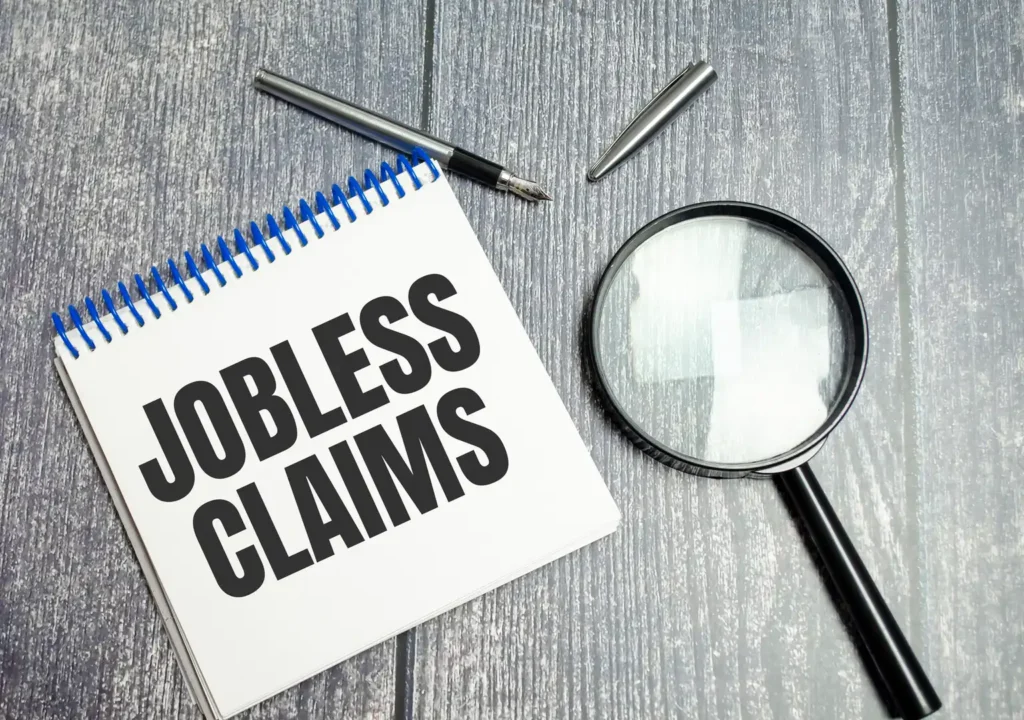 US-Jobless-Claims-Drop-Highlighting-Labor-Market-Strength-04