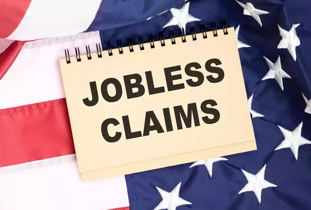 US-Jobless-Claims-Drop-Highlighting-Labor-Market-Strength